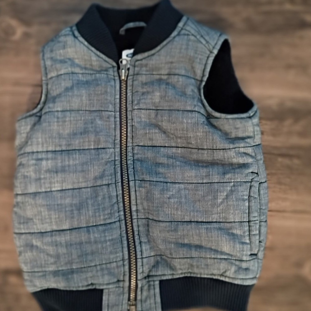 Old Navy Kids Blue Chambray Puffer Vest Fleece Lined Full Zip Size 2T